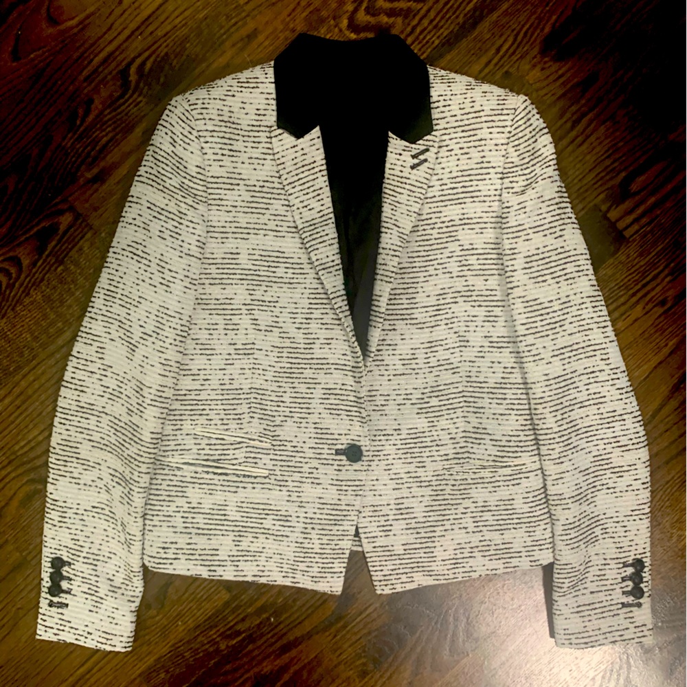 Sharp Black and White Cropped Blazer Kooples Sz FR 36